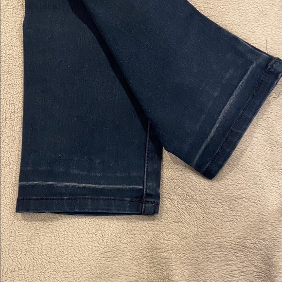 Gloria Vanderbilt Dark Blue Jeans - Picture 4 of 4